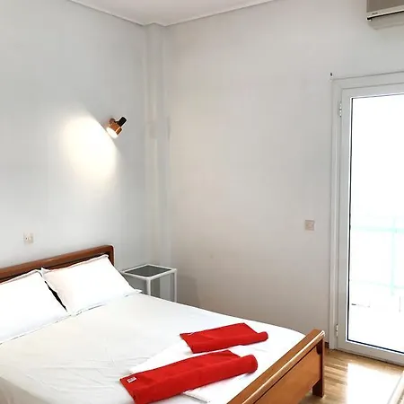 Apartment 100m From The Cosy Loutráki
